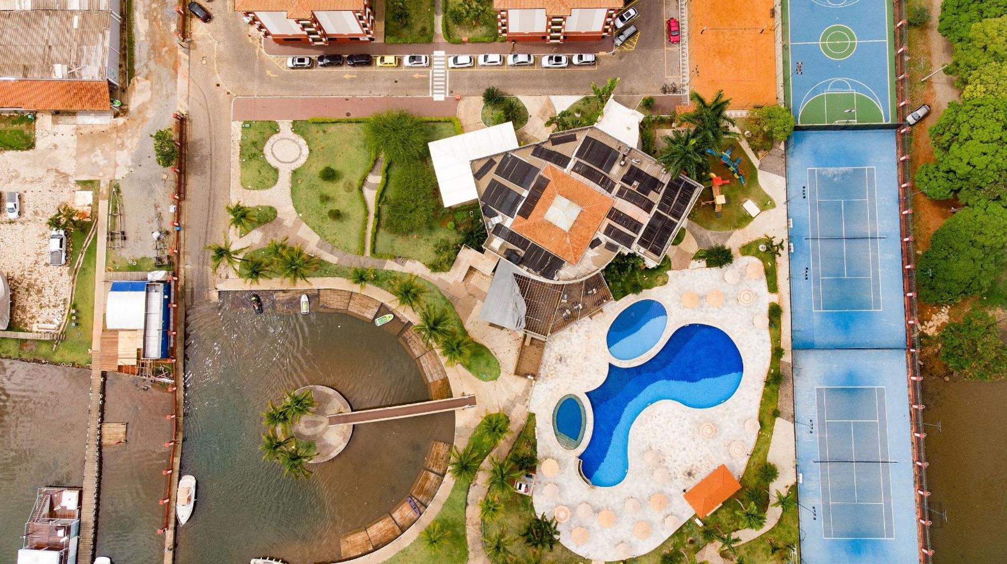 Flat Beira Lago No Centro De Bsb Brasília Exterior foto