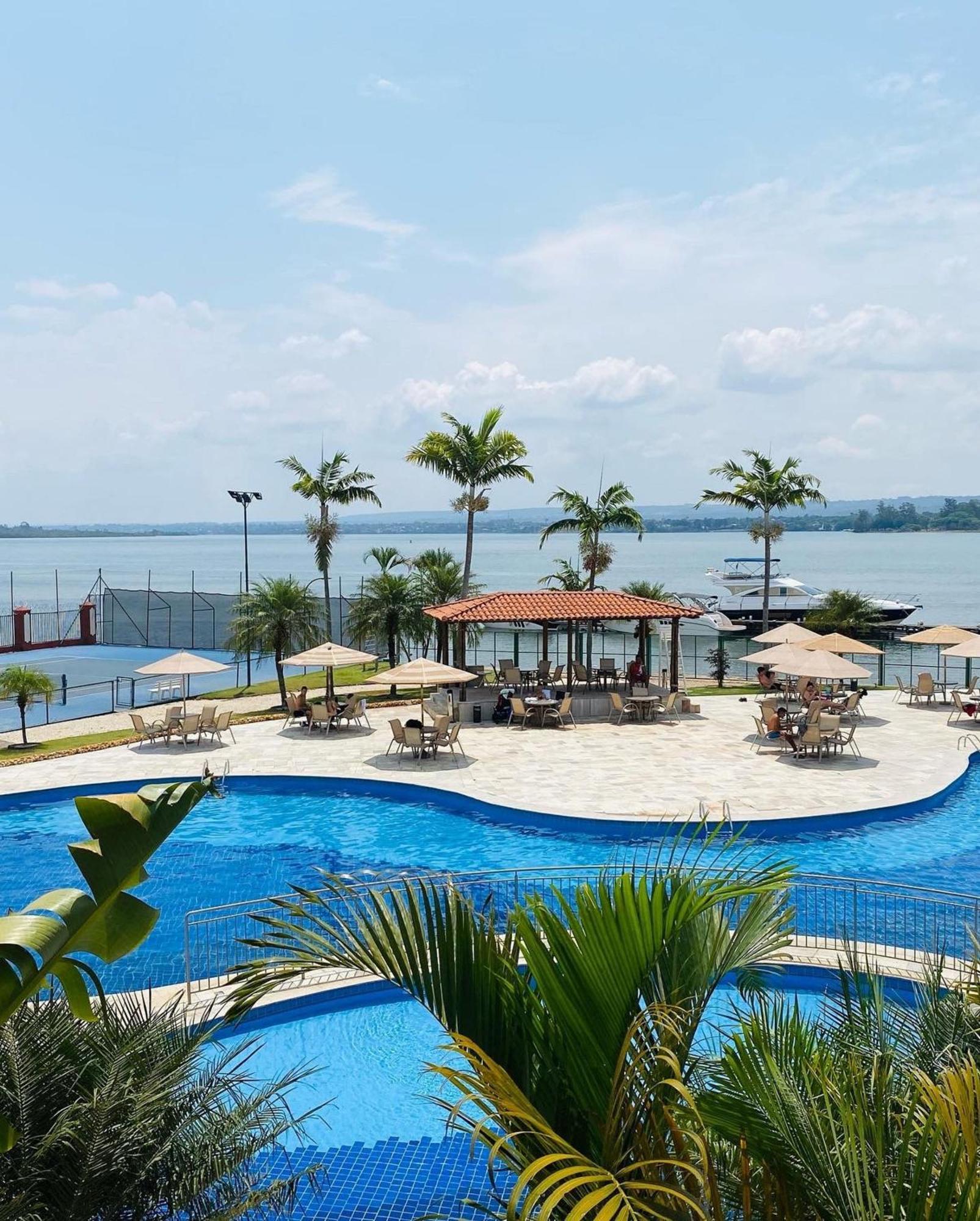 Flat Beira Lago No Centro De Bsb Brasília Exterior foto